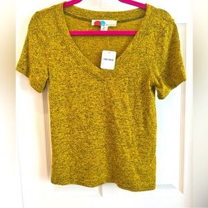 Free People NEW beach tshirt green top blouse Women's Yellow V-Neck Top we the